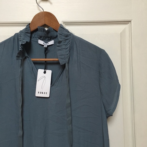 SOLD :: Ro & De Ruffle Hem Blouse - Picture 4 of 6